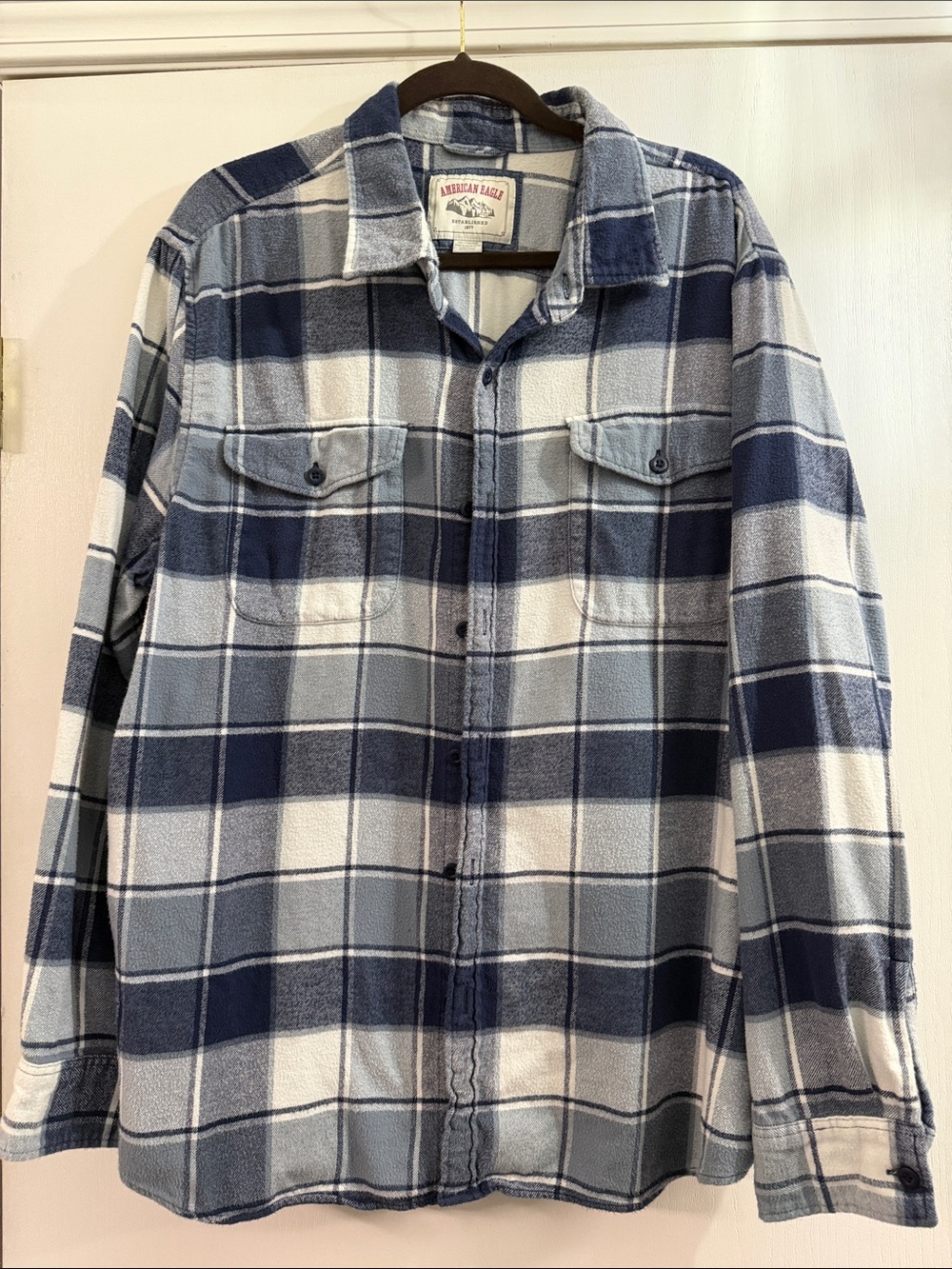 American Eagle Outfitters Navy and Light Blue Plaid Shirt Jacket